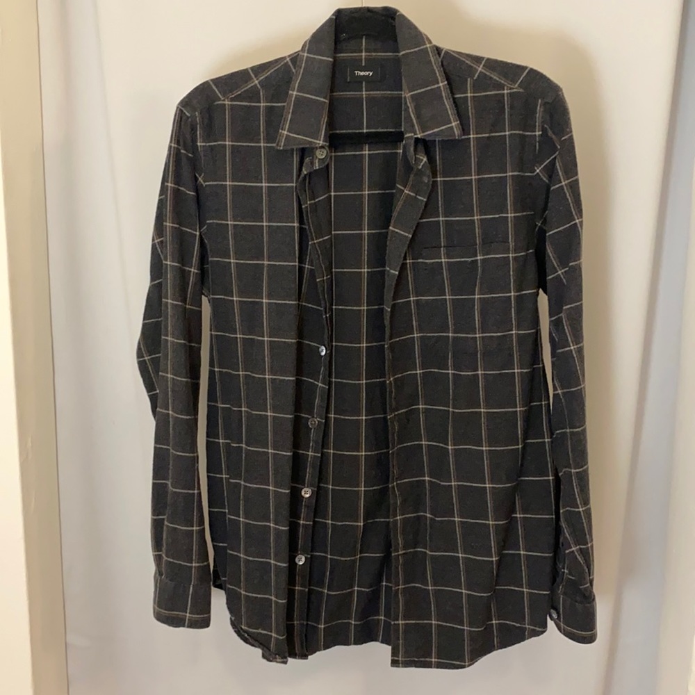 Comfy casual theory button down- relaxed fit